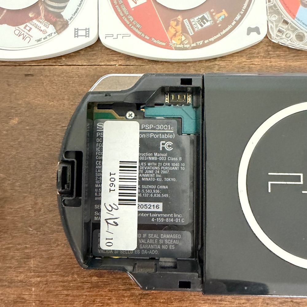 Sony PSP Bundle 12 UMD Games Movies Cases Tested Working READ Description - Picture 9 of 10